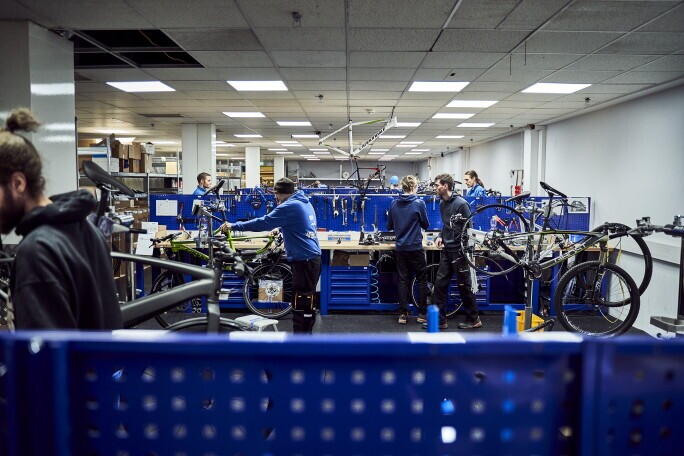 Mitarbeiter:in Fahrradmontage (m/w/d), 1. Bild